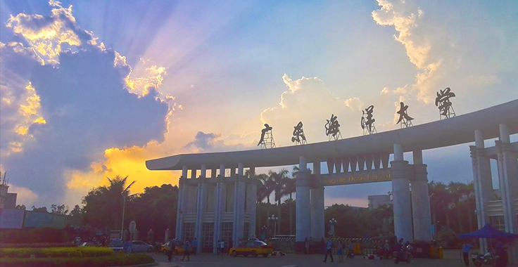 英国上市公司365